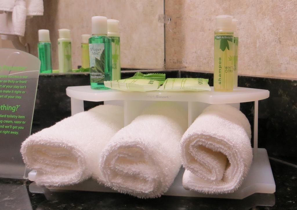 Holiday Inn Express & Suites - Cut Off Galliano By Ihg Номер фото